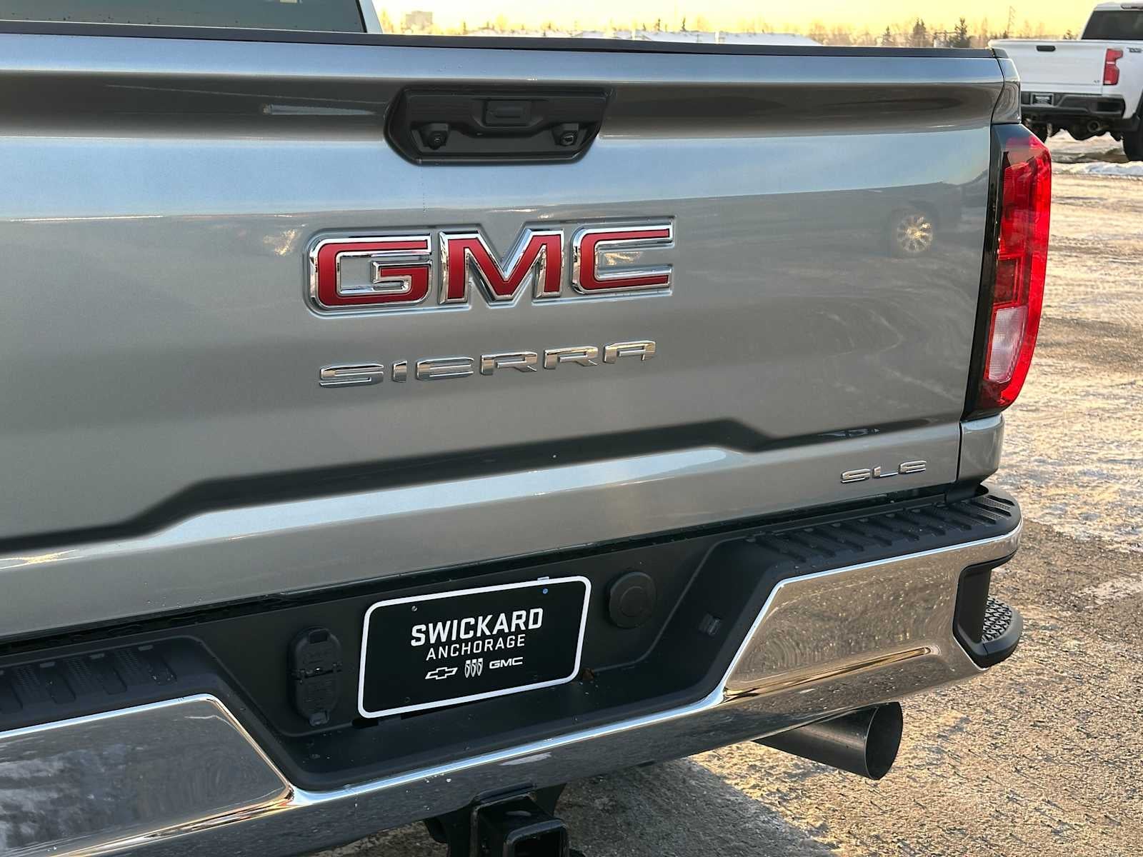 2026 GMC Sierra 2500 HD SLE