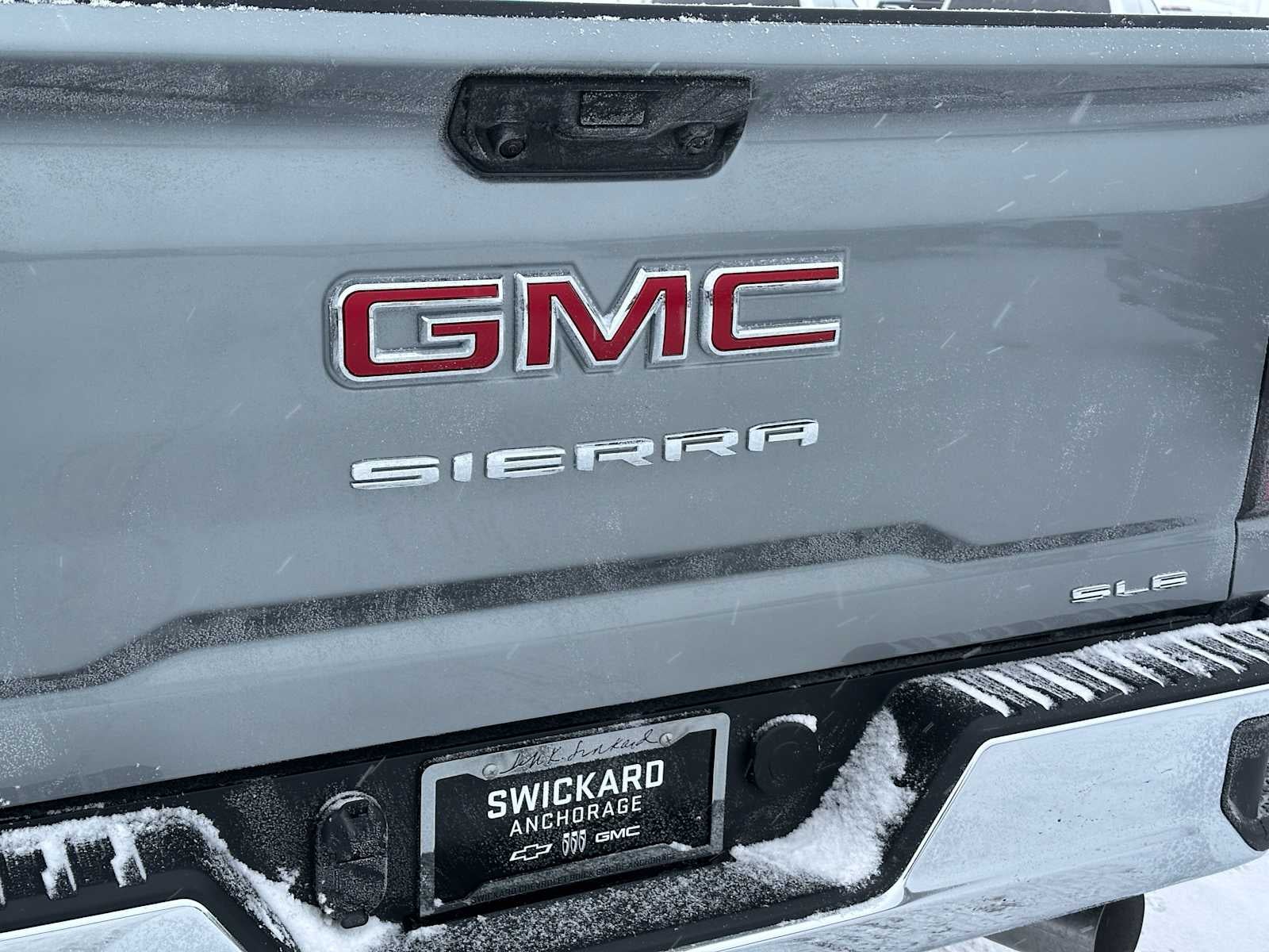 2026 GMC Sierra 2500 HD SLE