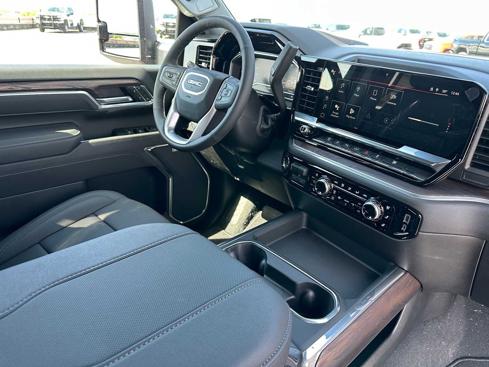 2025 GMC Sierra 2500 HD SLT