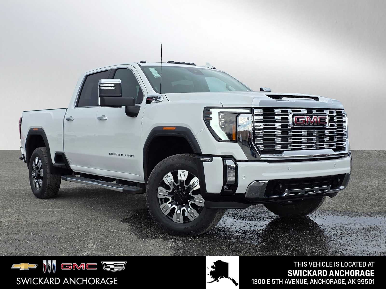 2026 GMC Sierra 4WD Crew Cab Standard Box Denali's photo