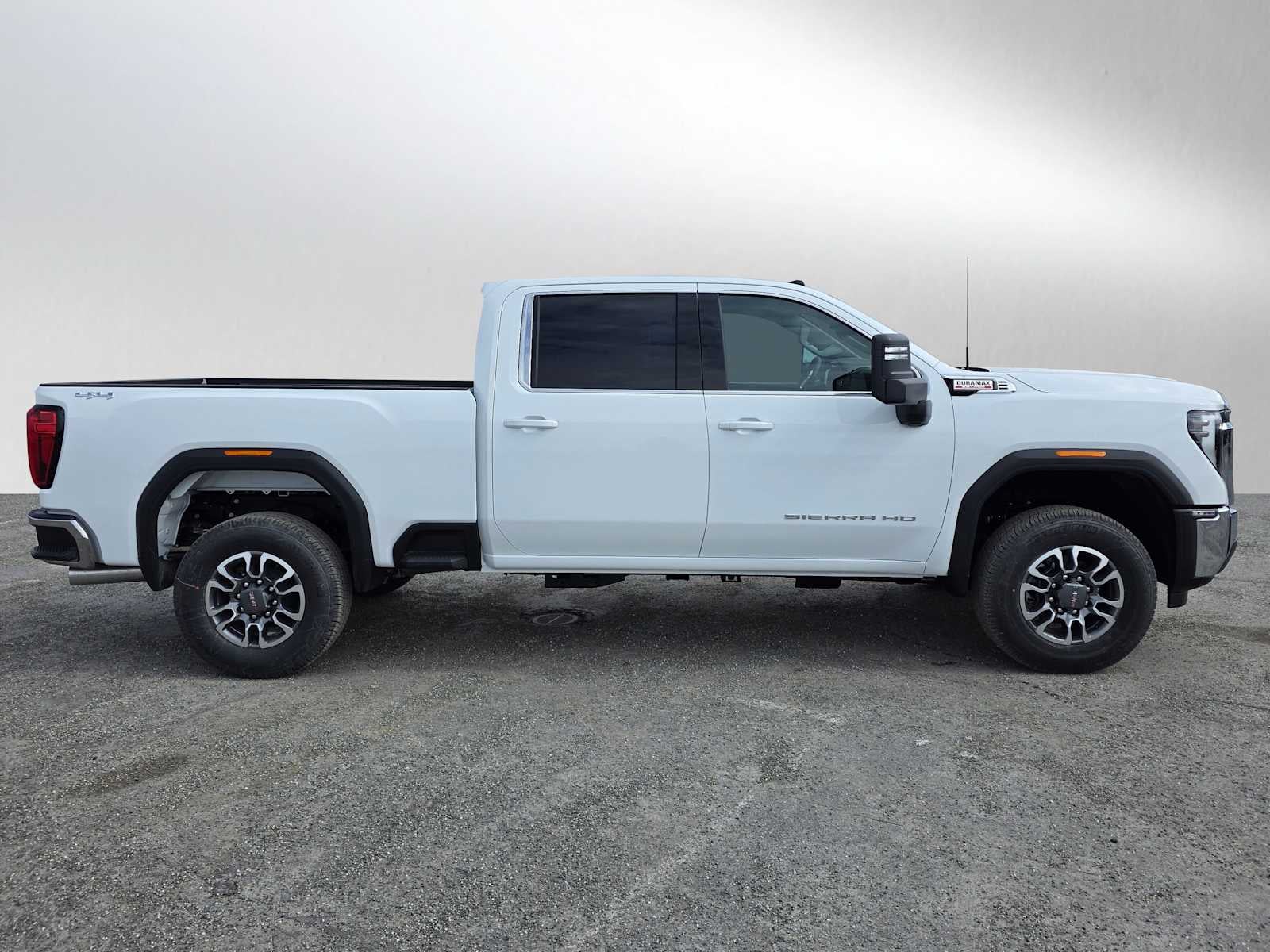 2026 GMC Sierra 3500 HD SLE