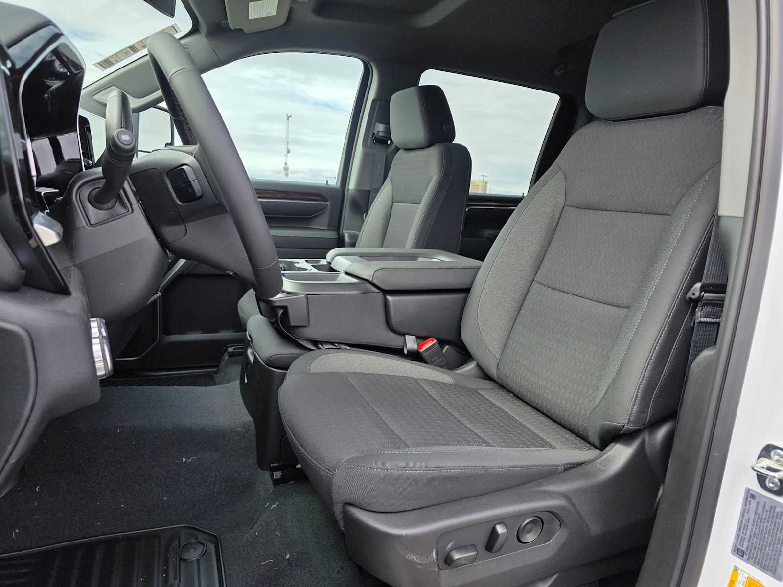2026 GMC Sierra 3500 HD SLE