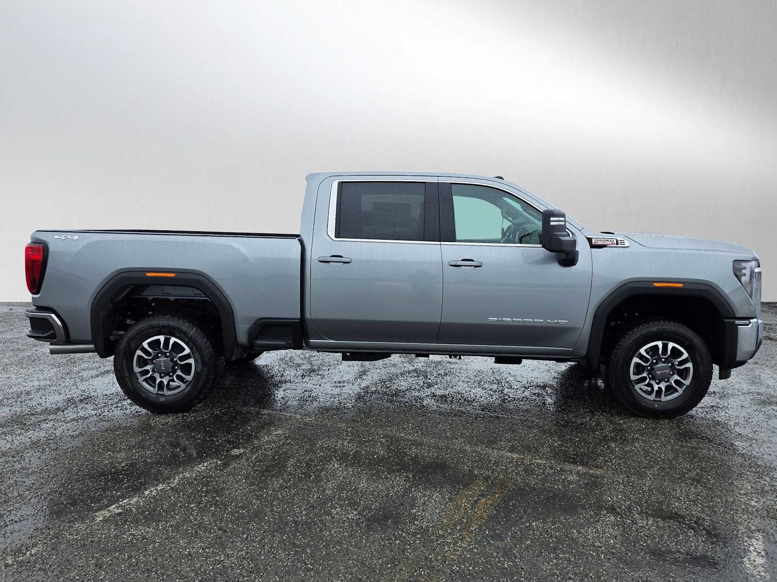 2026 GMC Sierra 3500 HD SLE