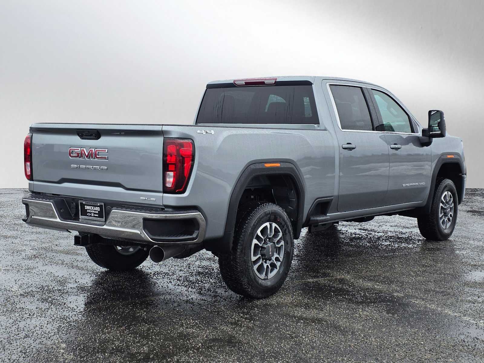 2026 GMC Sierra 3500 HD SLE