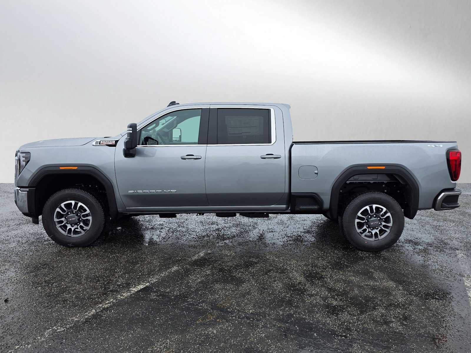 2026 GMC Sierra 3500 HD SLE