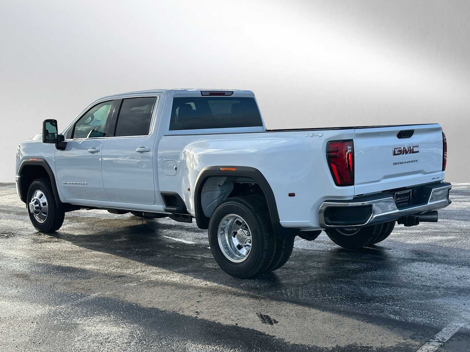 2026 GMC Sierra 3500 HD SLE