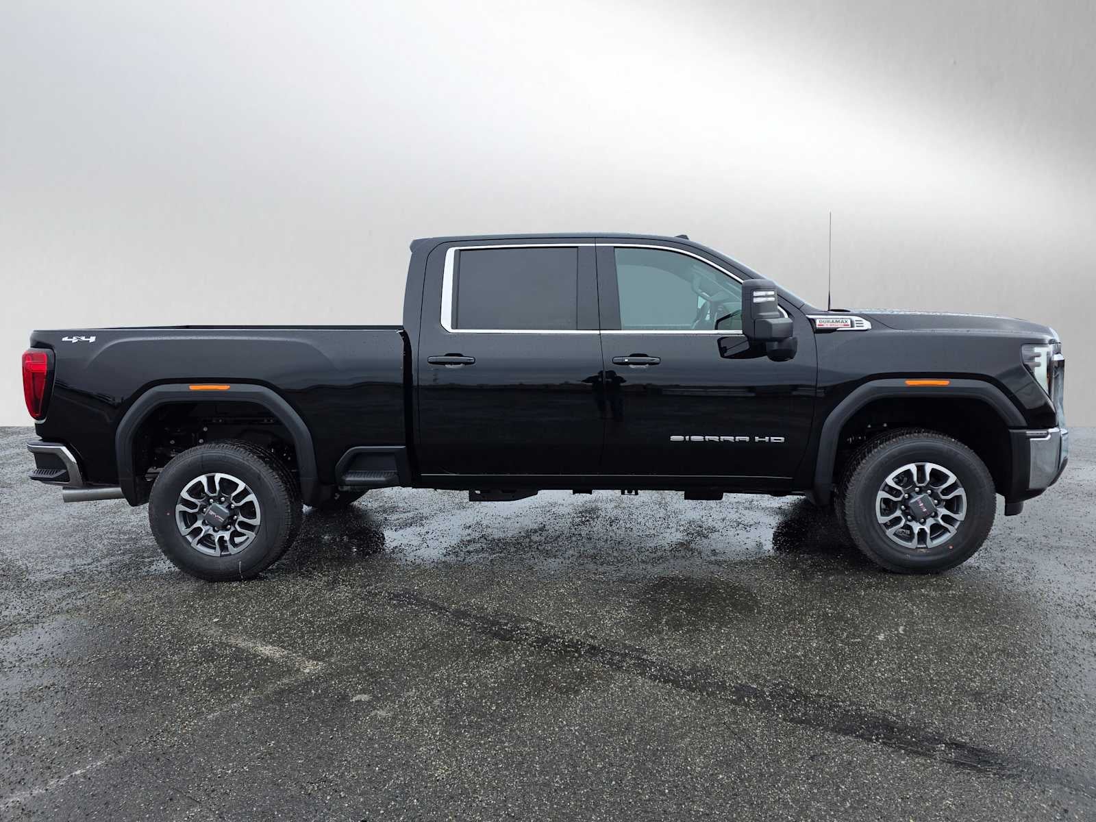 2026 GMC Sierra 3500 HD SLE