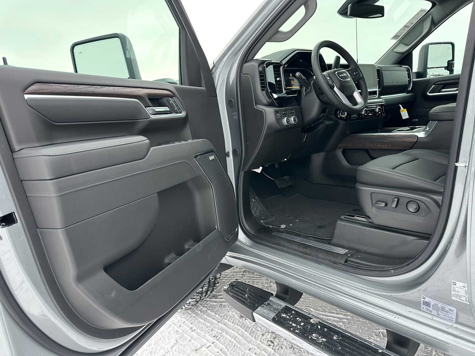 2026 GMC Sierra 3500 HD SLT