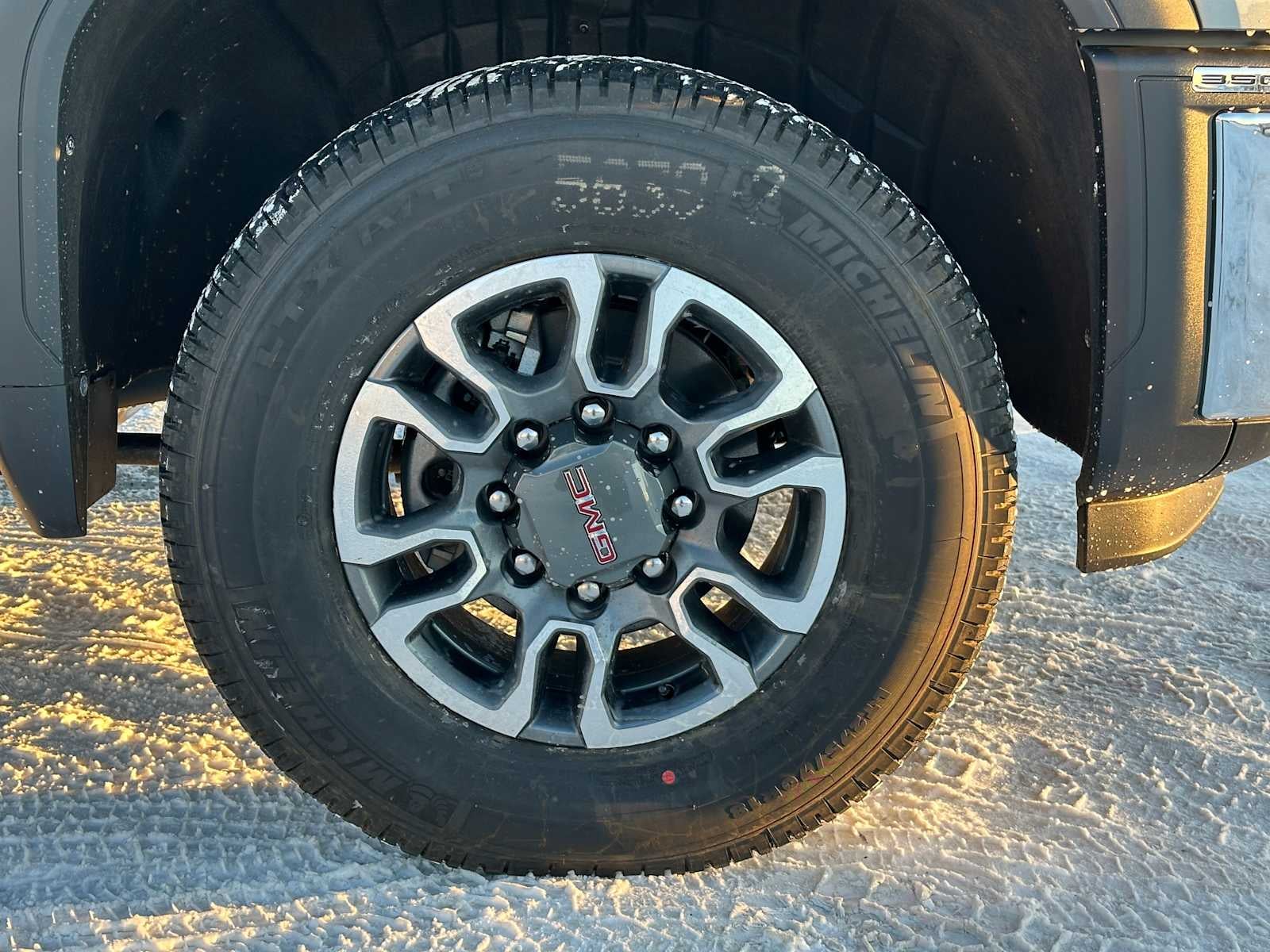 2026 GMC Sierra 3500 HD SLT