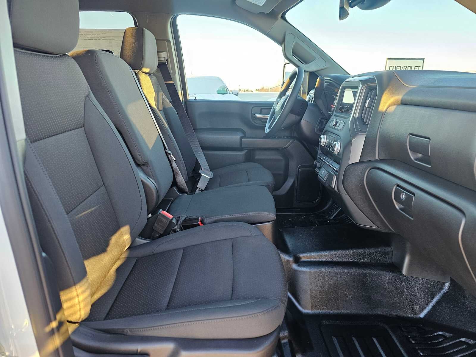 2025 GMC Sierra 2500 HD Pro