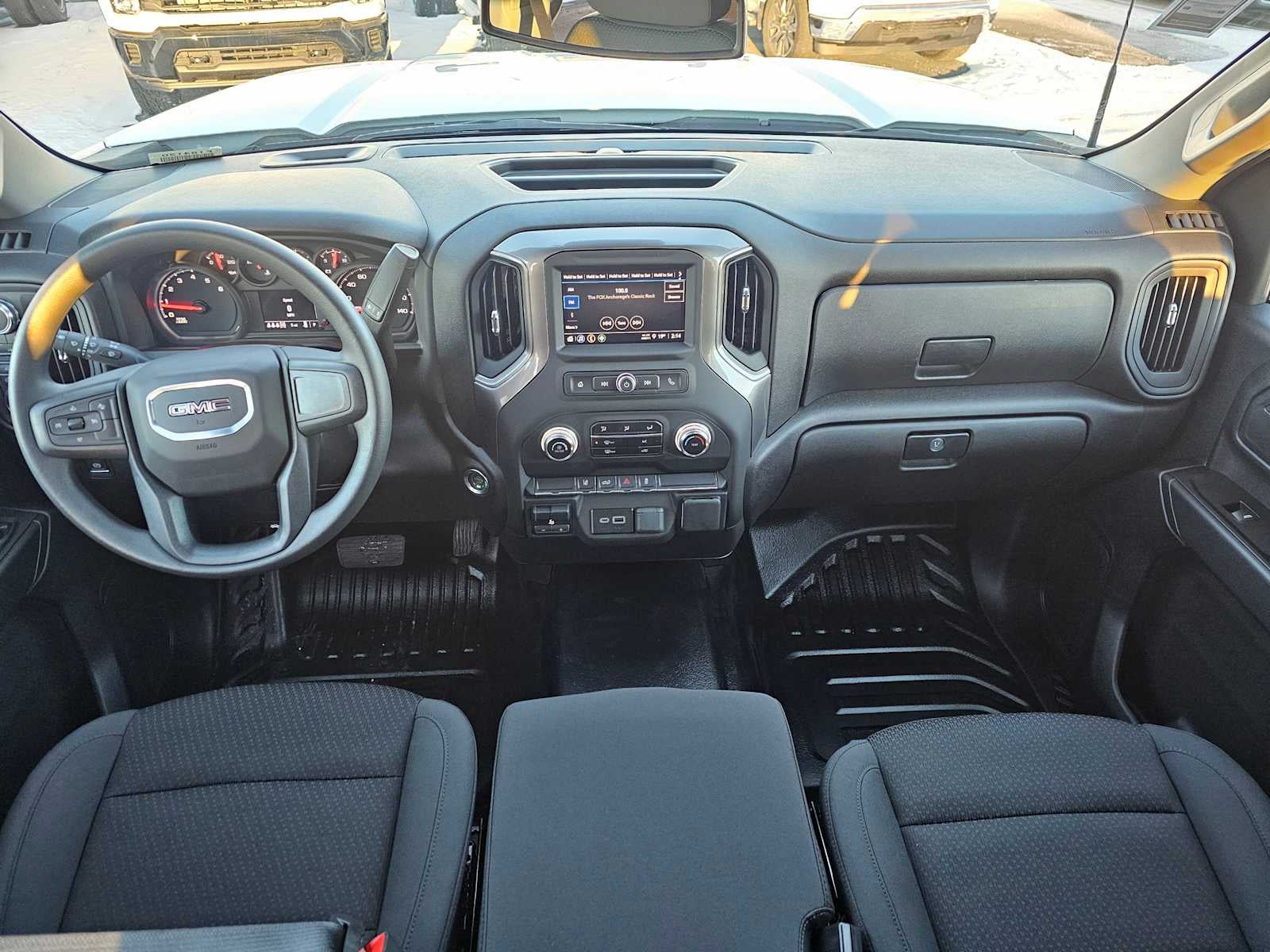 2025 GMC Sierra 2500 HD Pro