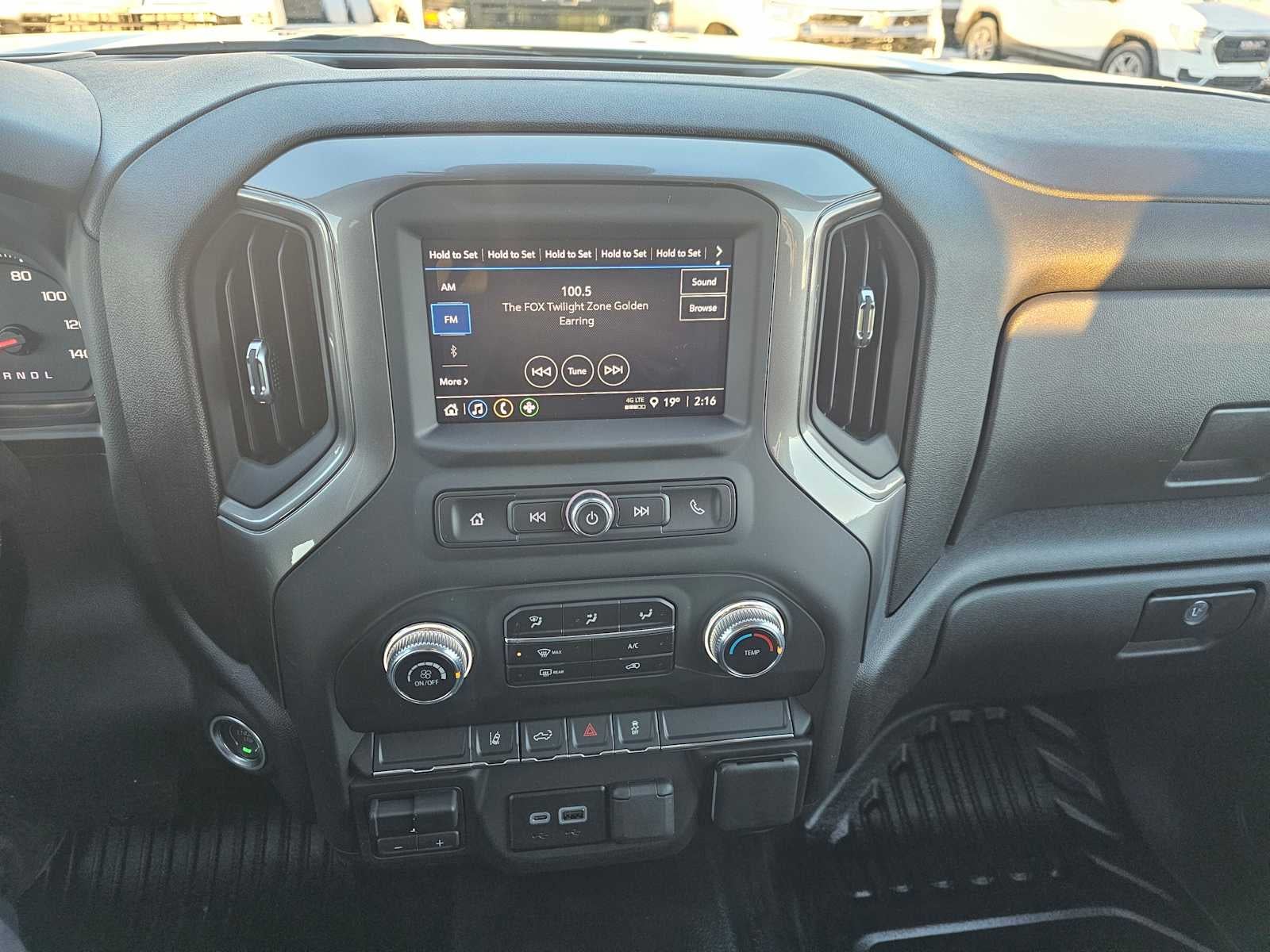 2025 GMC Sierra 2500 HD Pro