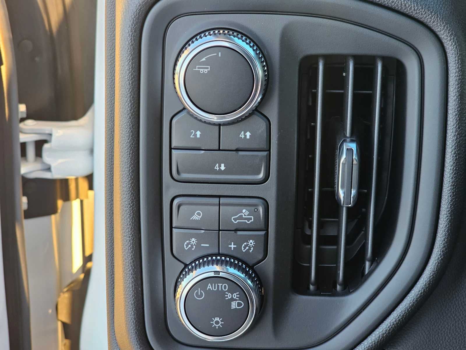 2025 GMC Sierra 2500 HD Pro