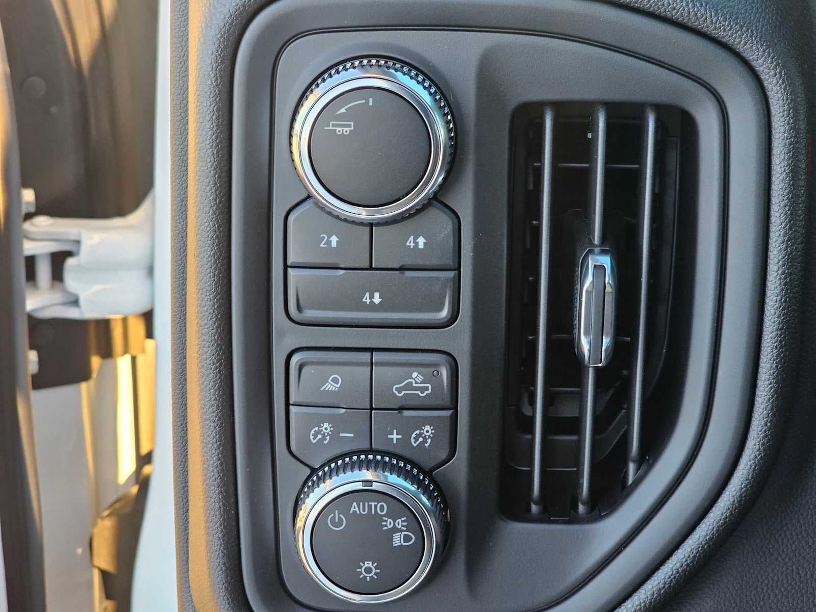 2025 GMC Sierra 2500 HD Pro