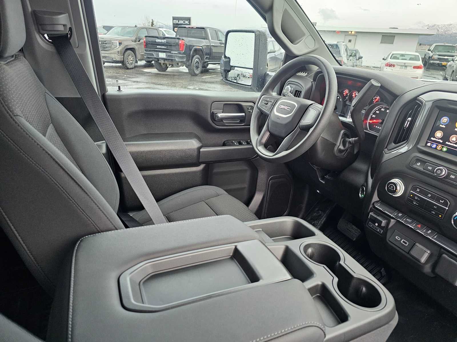 2025 GMC Sierra 2500 HD Pro