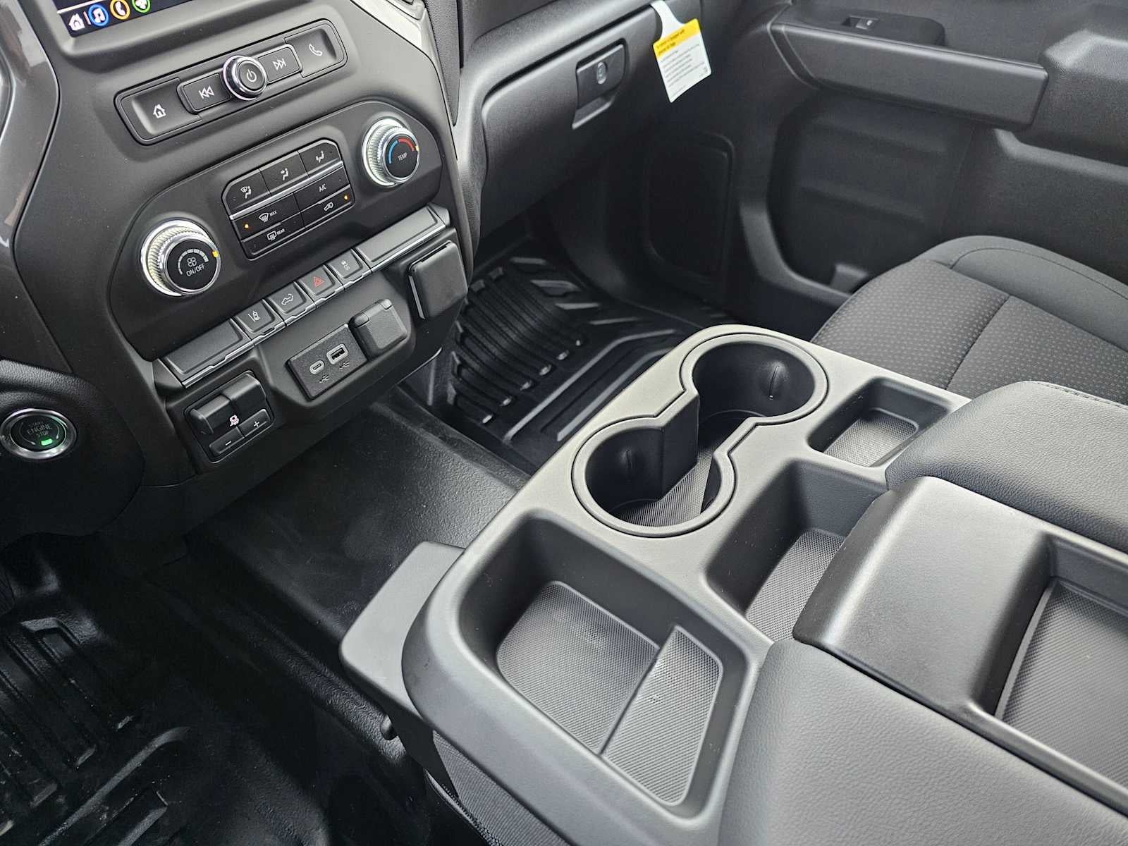 2025 GMC Sierra 2500 HD Pro