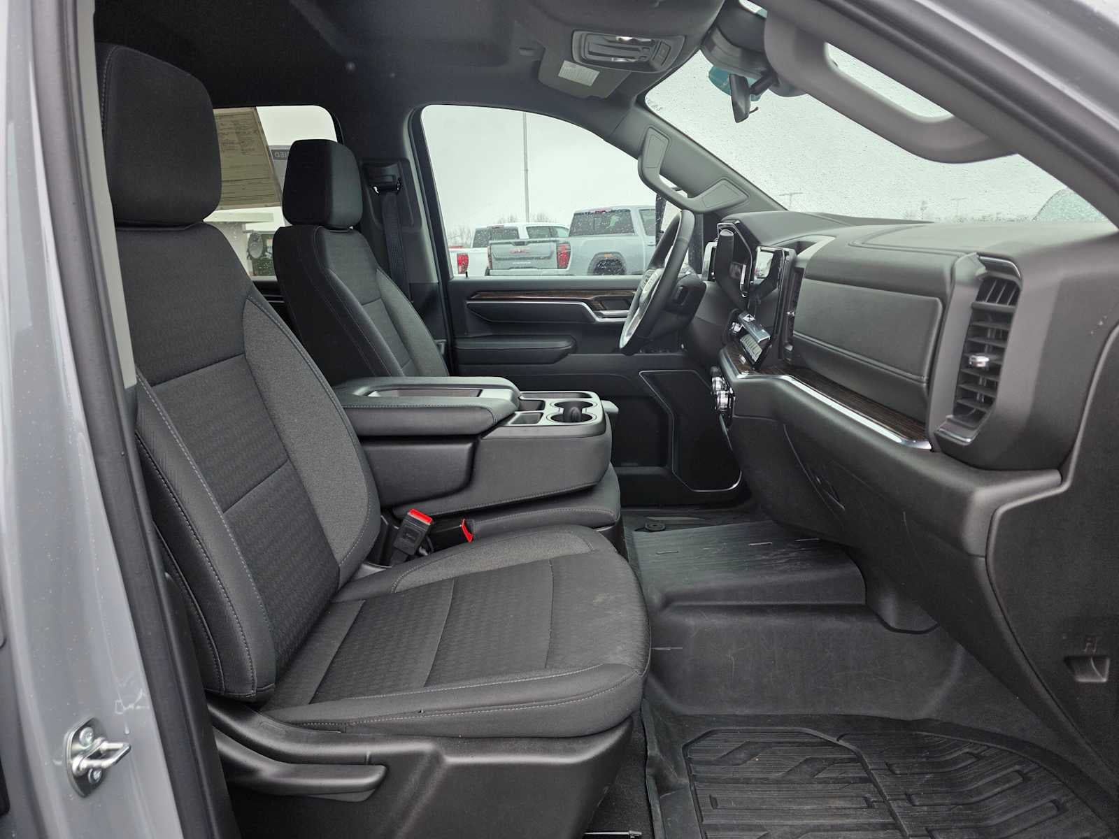 2025 GMC Sierra 2500 HD SLE