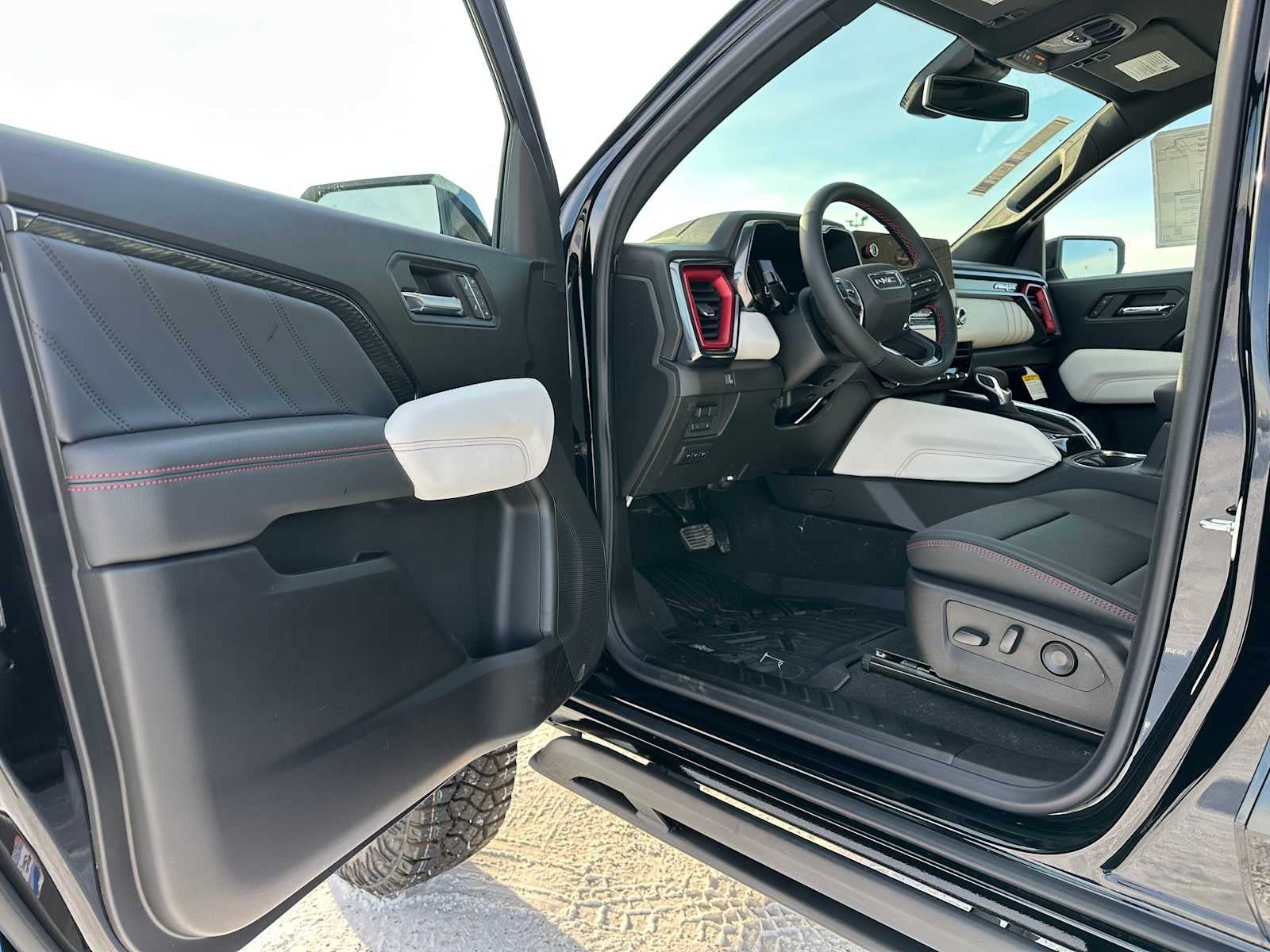 2026 GMC Canyon AT4X