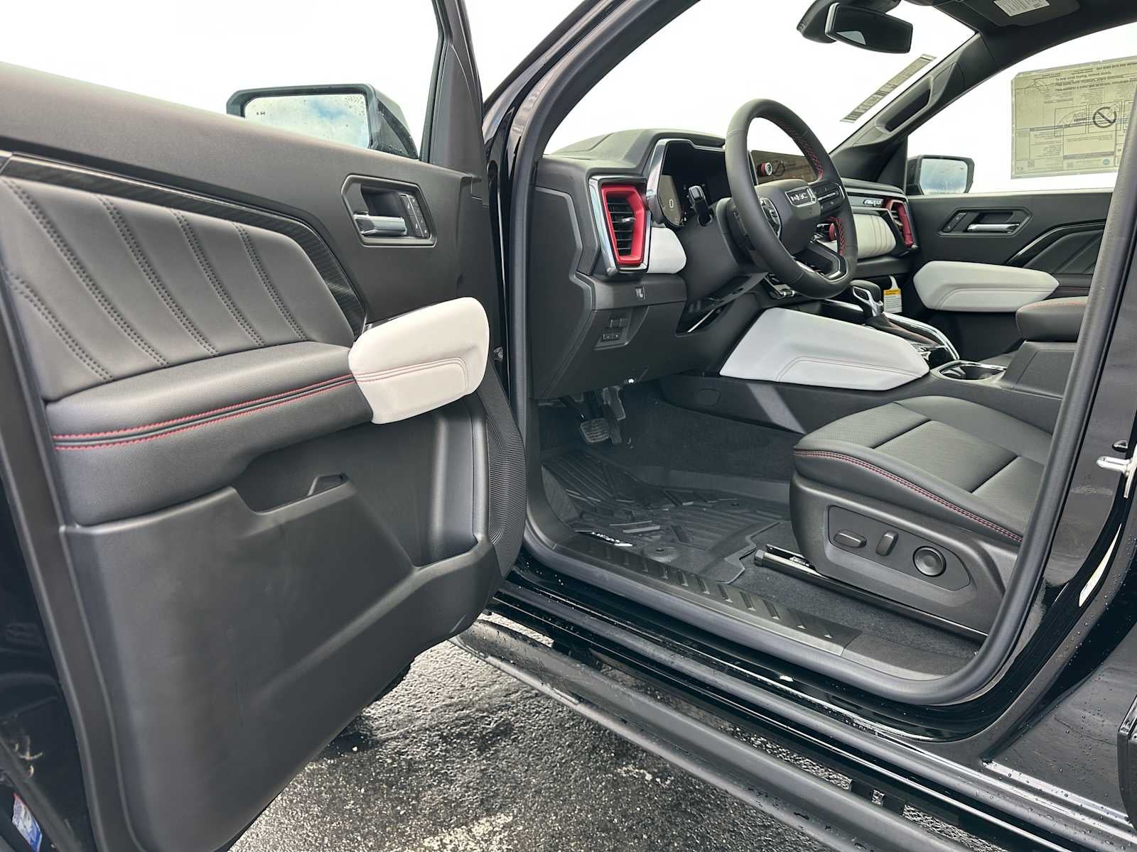 2026 GMC Canyon AT4X