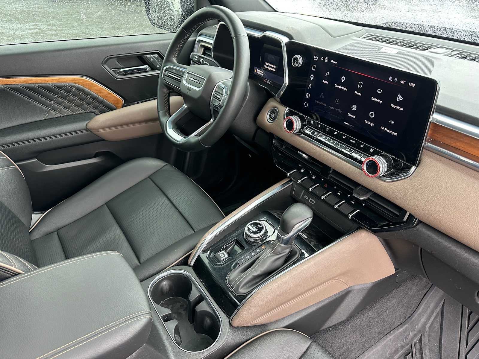2023 GMC Canyon Denali