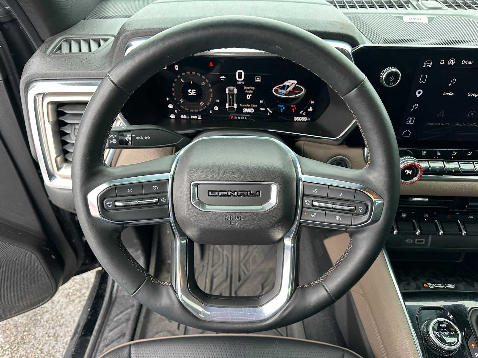 2023 GMC Canyon Denali