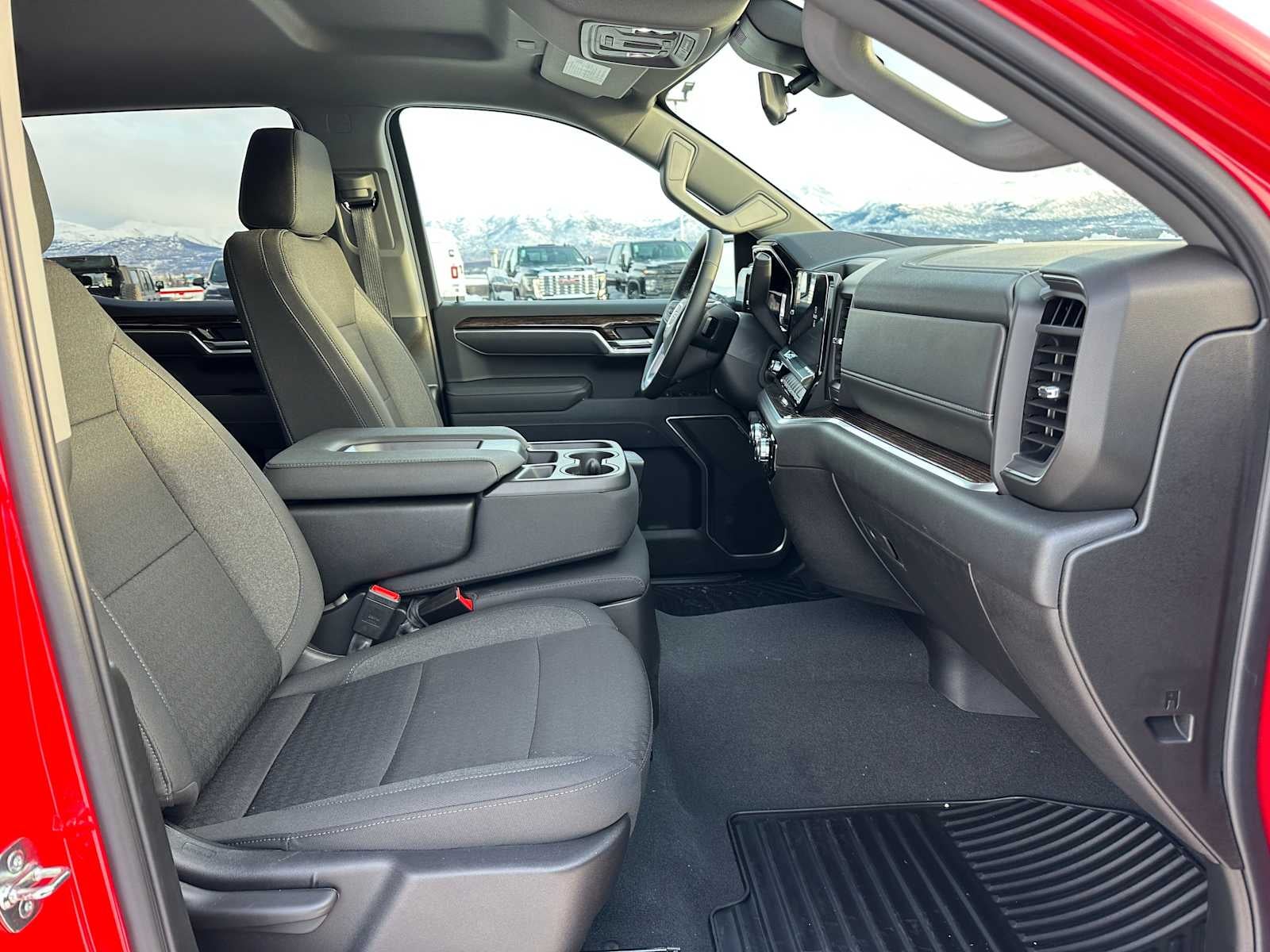 2025 GMC Sierra 1500 SLE