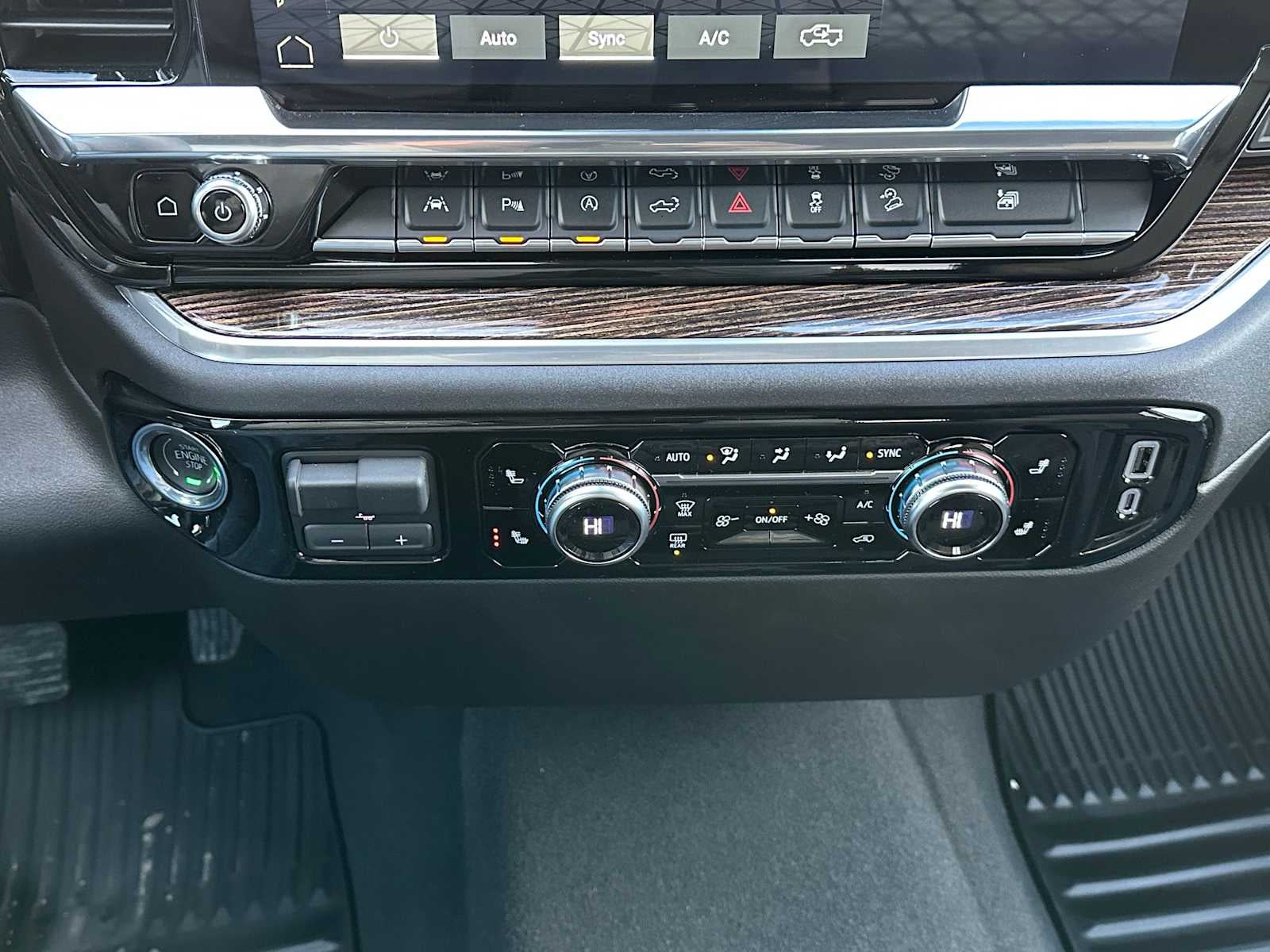 2025 GMC Sierra 1500 SLE