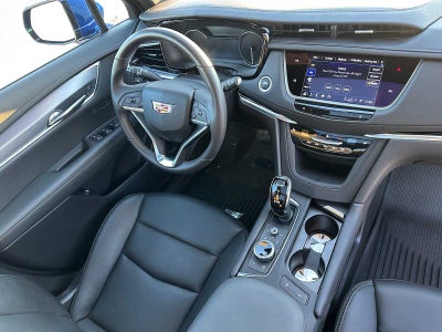 2025 Cadillac XT6 Luxury