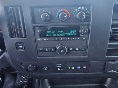 2024 Chevrolet Express Cutaway 3500 1WT