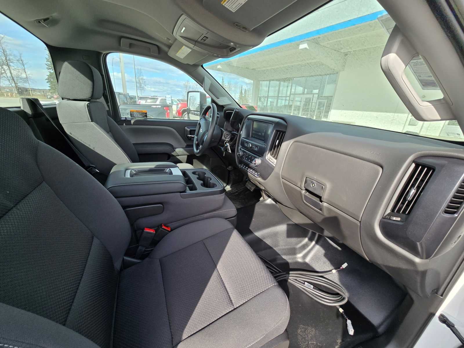 2023 Chevrolet Silverado 5500 HD Work Truck