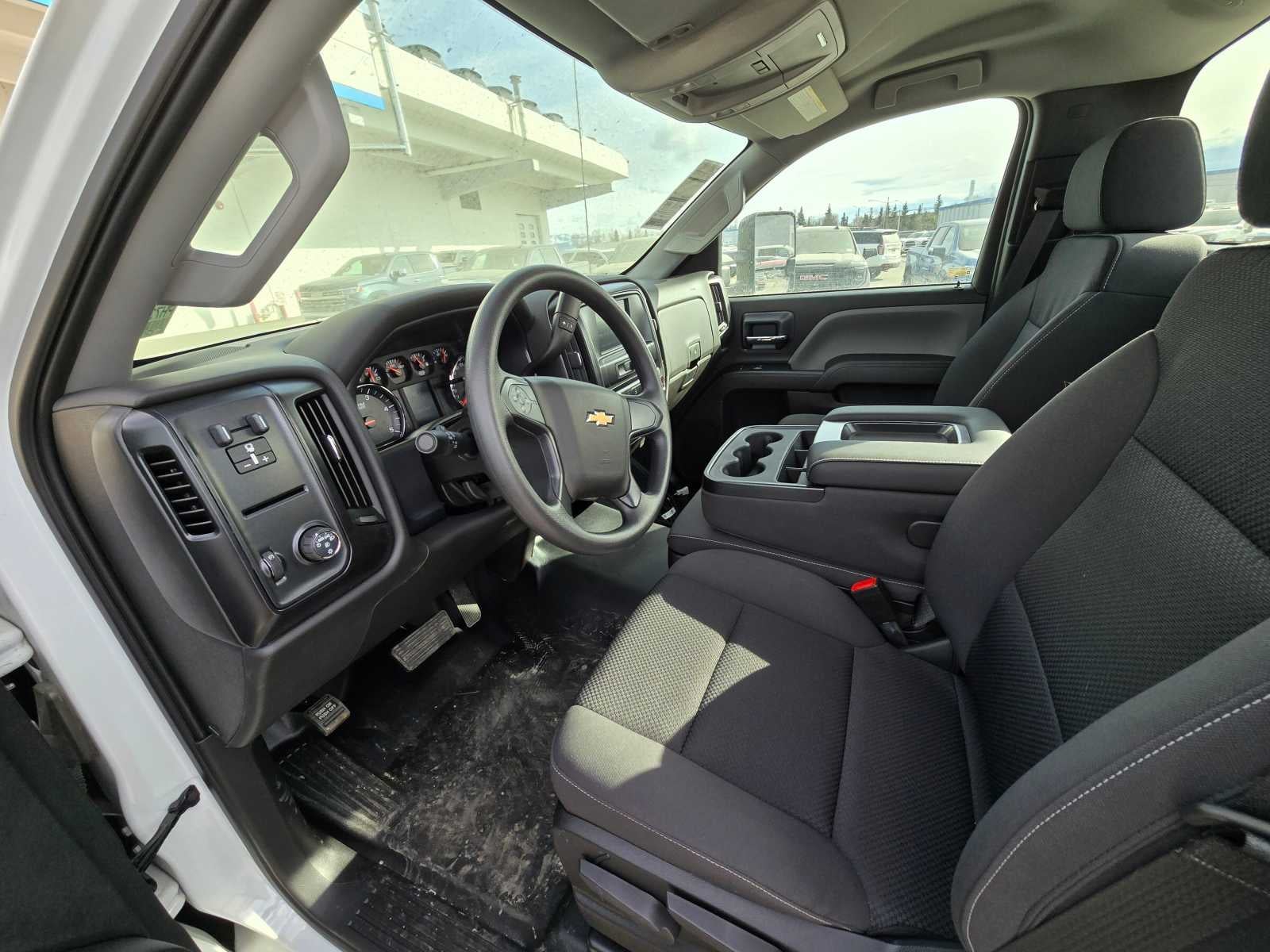 2023 Chevrolet Silverado 5500 HD Work Truck