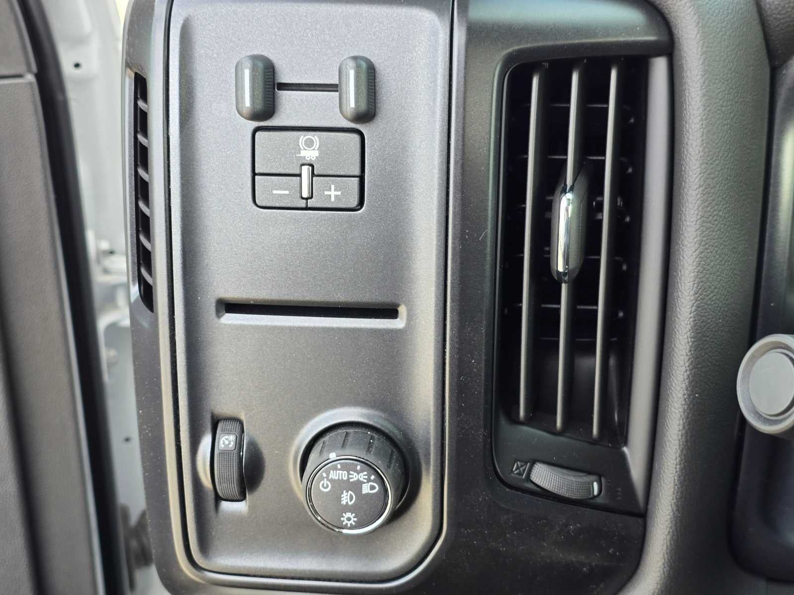 2023 Chevrolet Silverado 5500 HD Work Truck