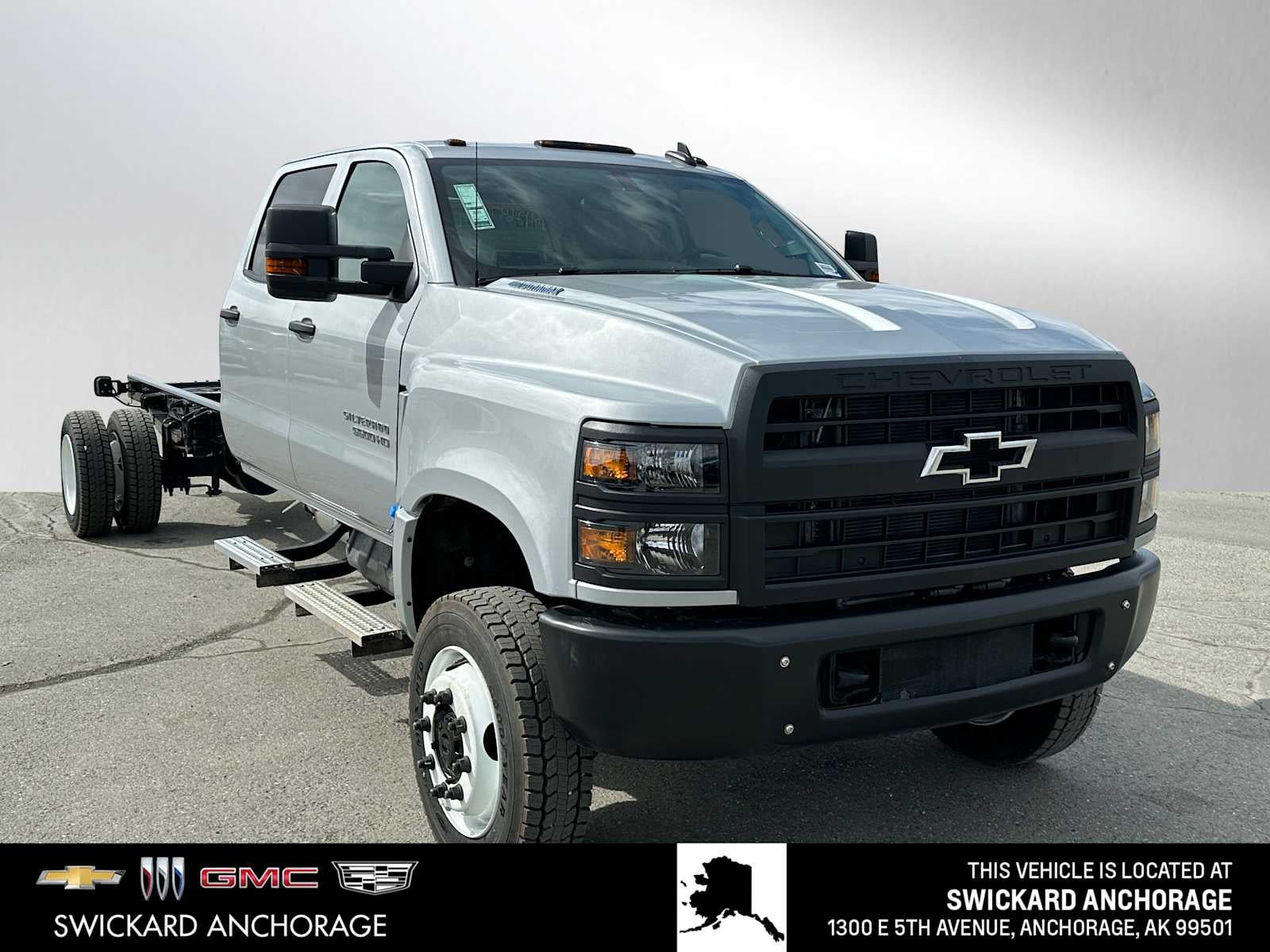 2024 Chevrolet Silverado 5500 HD Work Truck