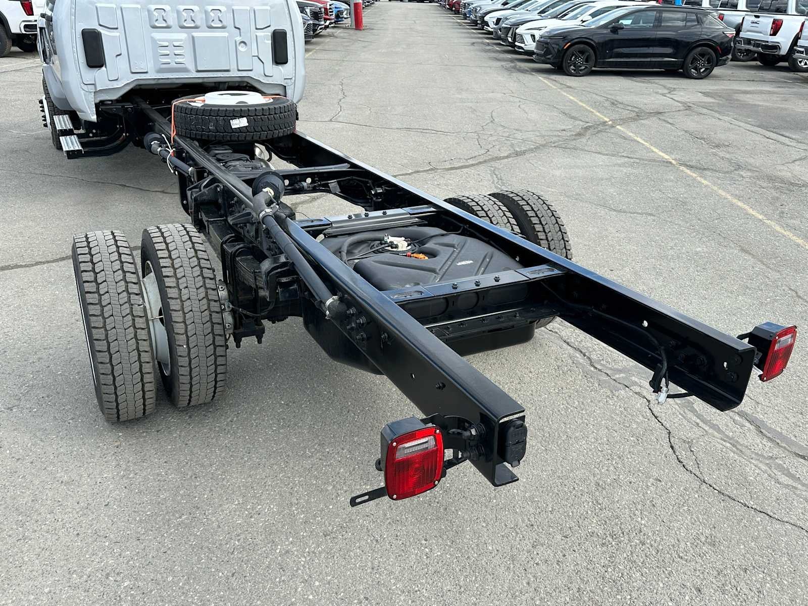 2024 Chevrolet Silverado 5500 HD Work Truck