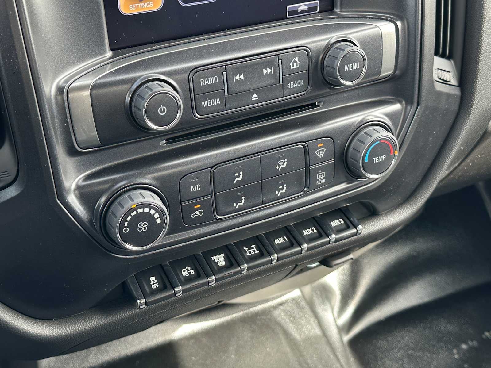 2024 Chevrolet Silverado 5500 HD Work Truck