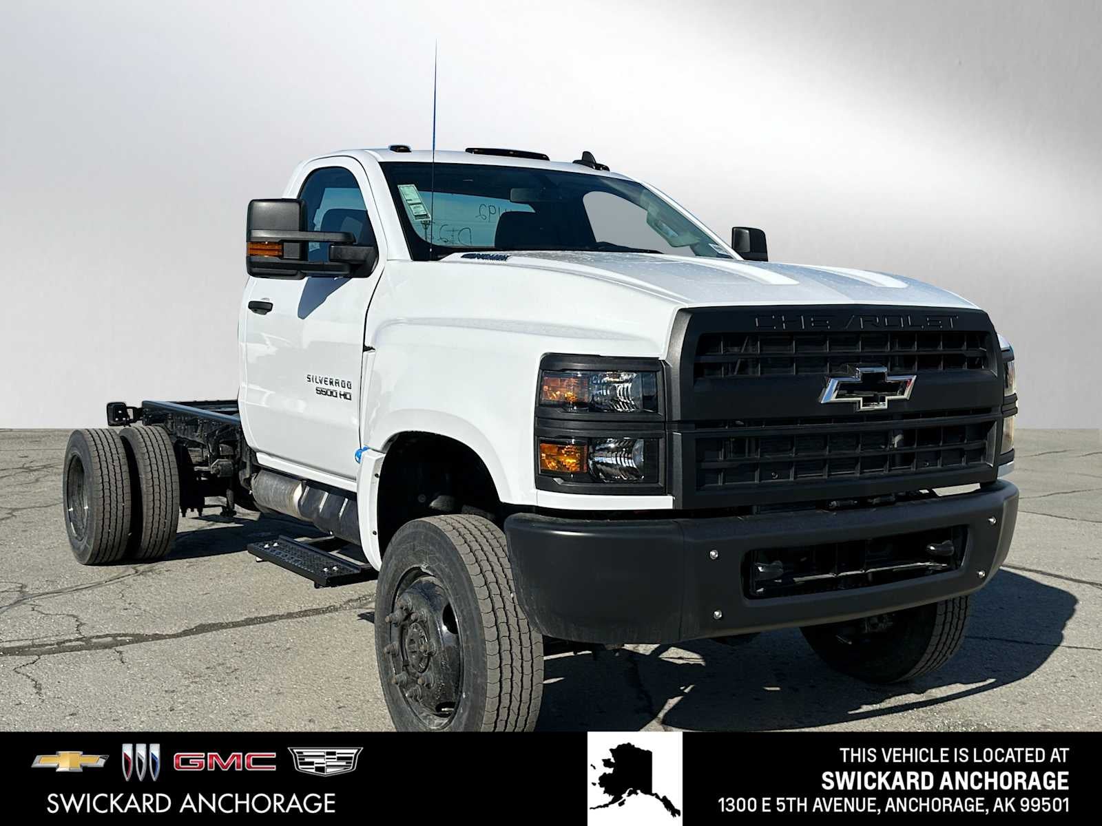 2024 Chevrolet Silverado 5500 HD LT