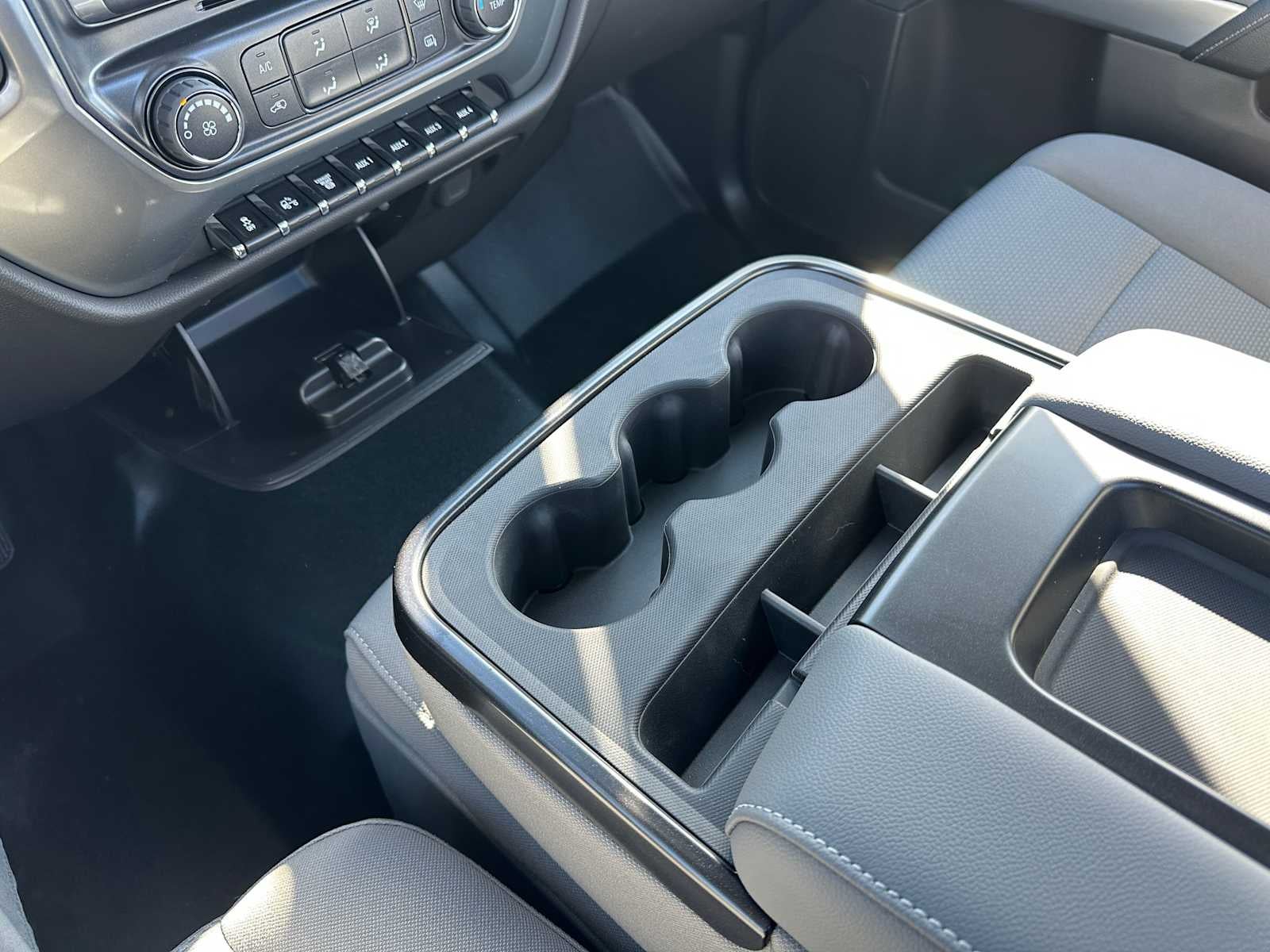 2024 Chevrolet Silverado 5500 HD LT