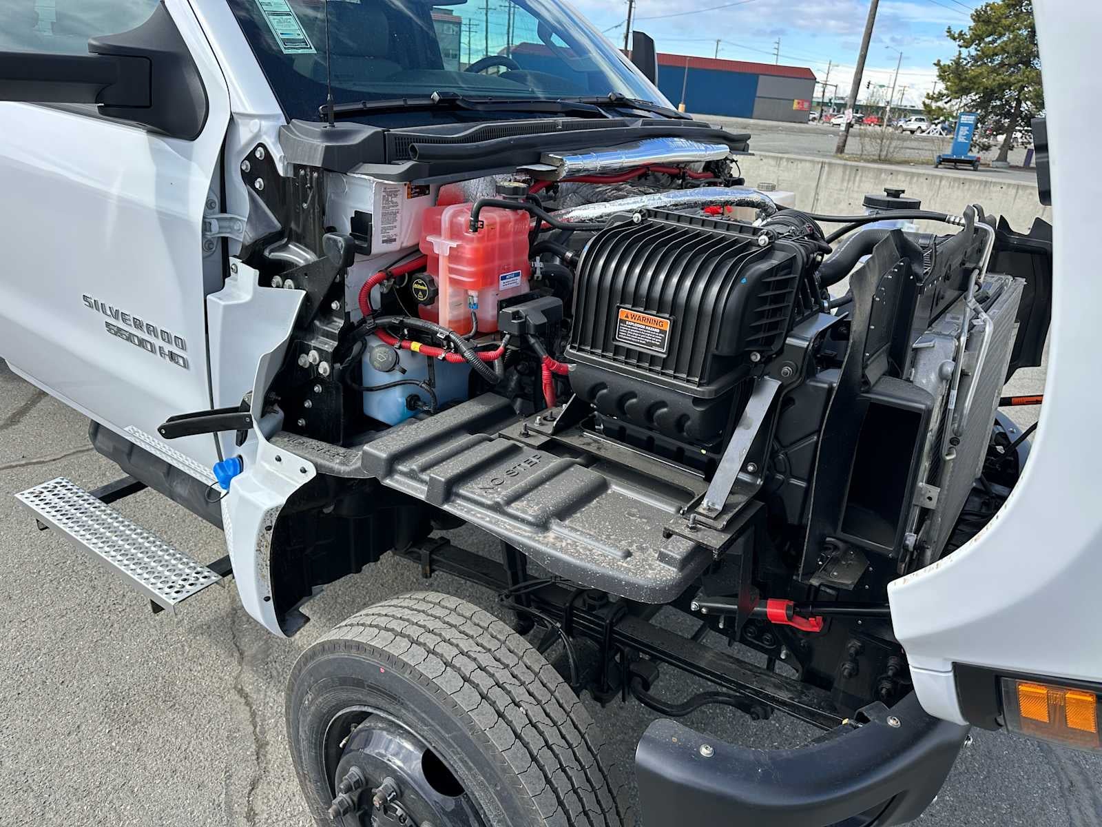 2024 Chevrolet Silverado 5500 HD Work Truck