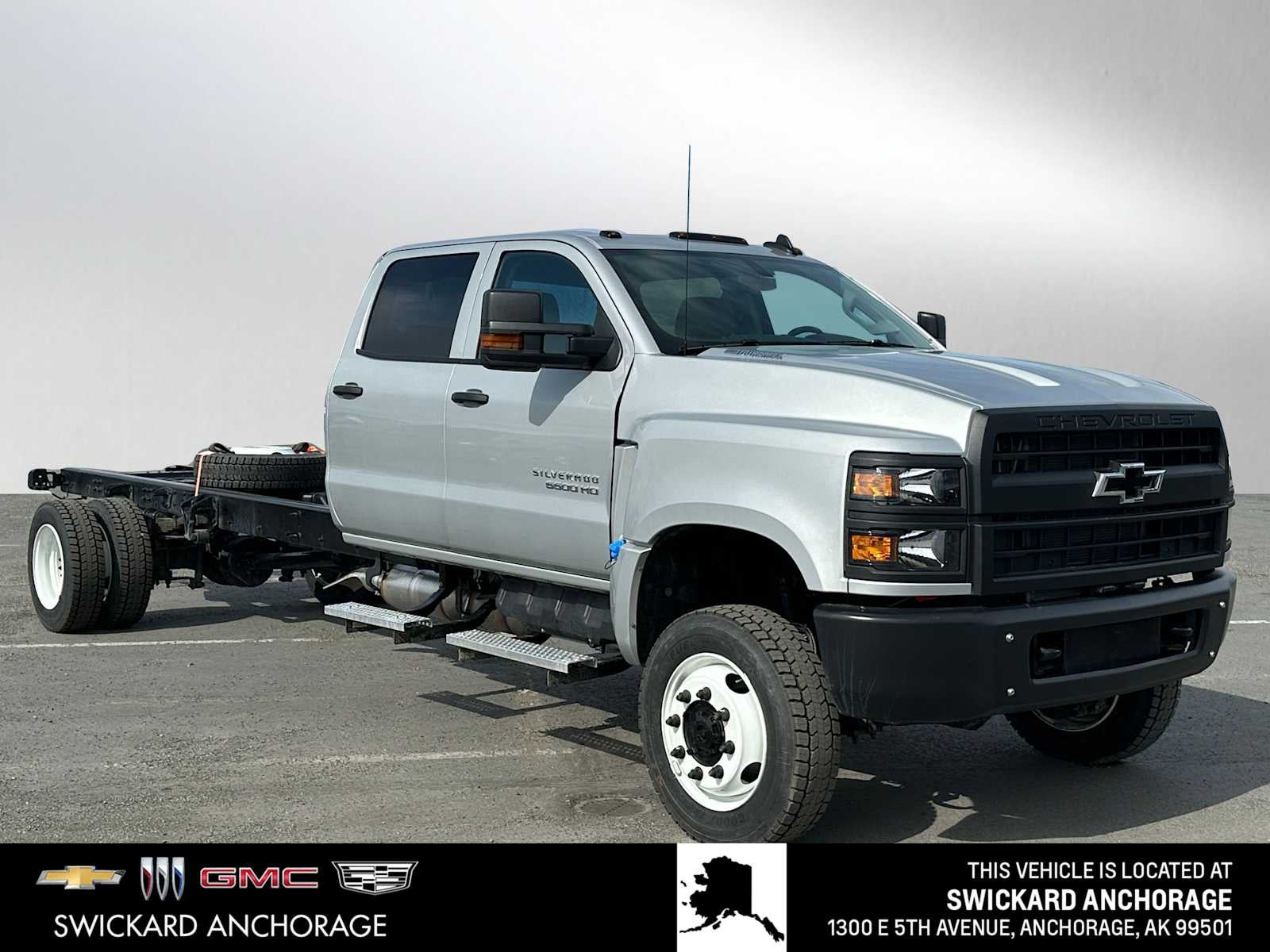 2024 Chevrolet Silverado 5500 HD Work Truck