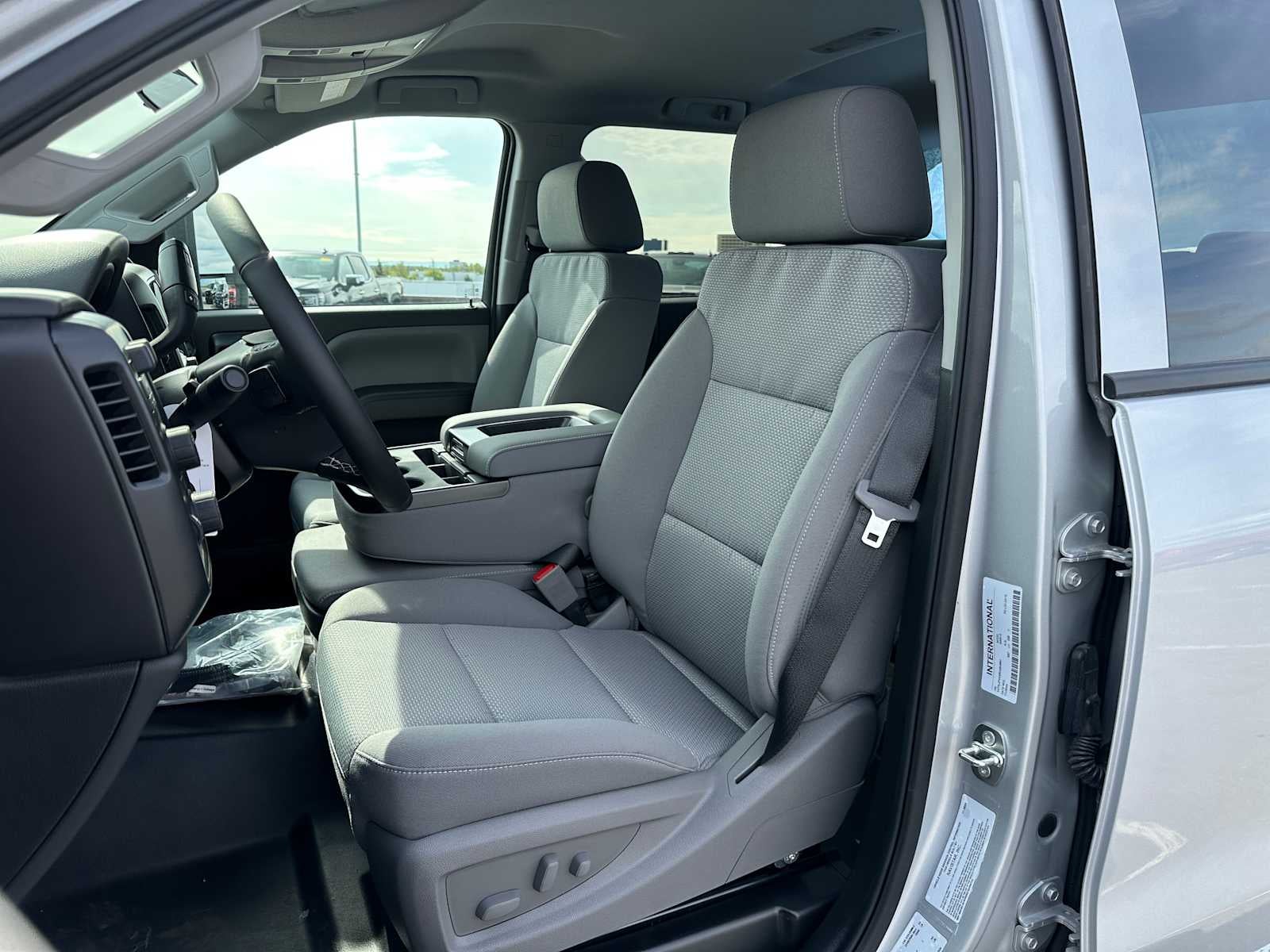 2024 Chevrolet Silverado 5500 HD Work Truck