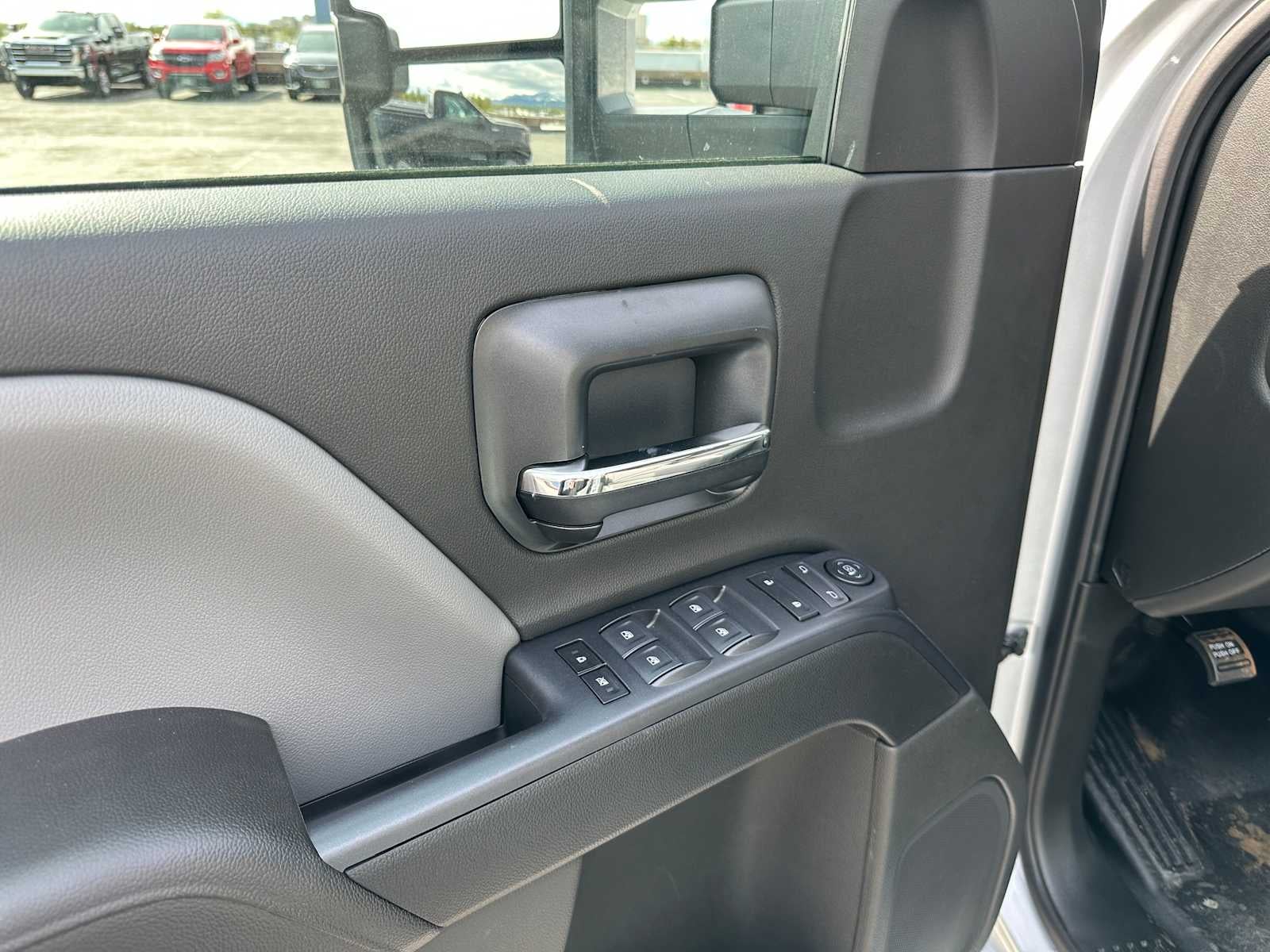 2024 Chevrolet Silverado 5500 HD Work Truck