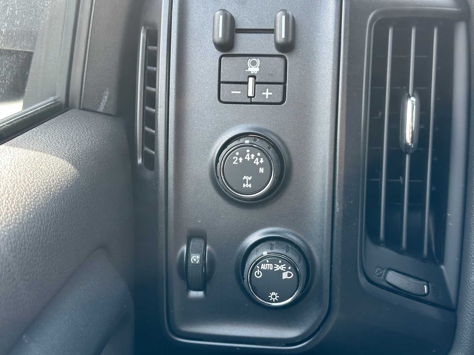 2024 Chevrolet Silverado 5500 HD Work Truck