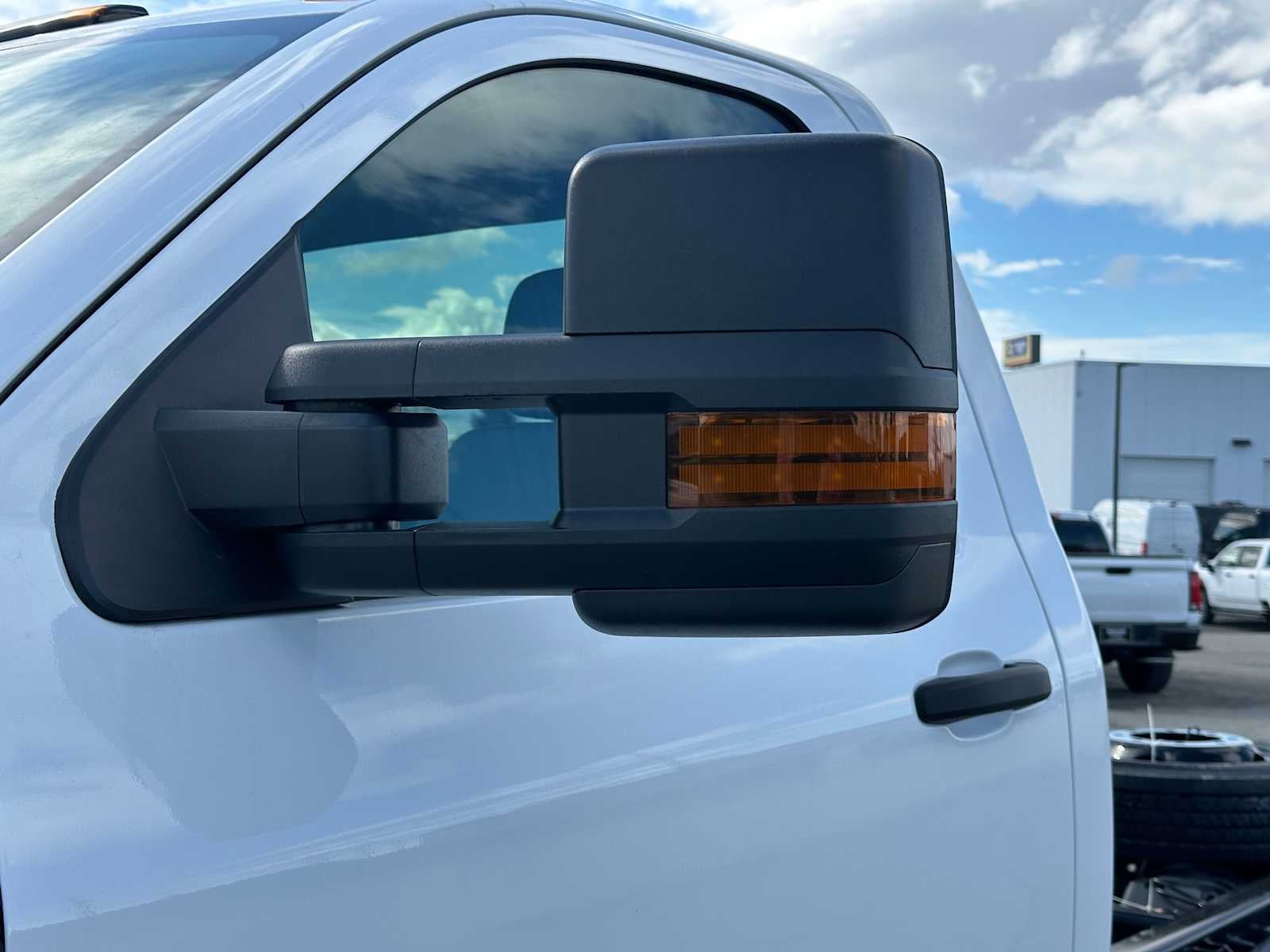 2024 Chevrolet Silverado 5500 HD Work Truck