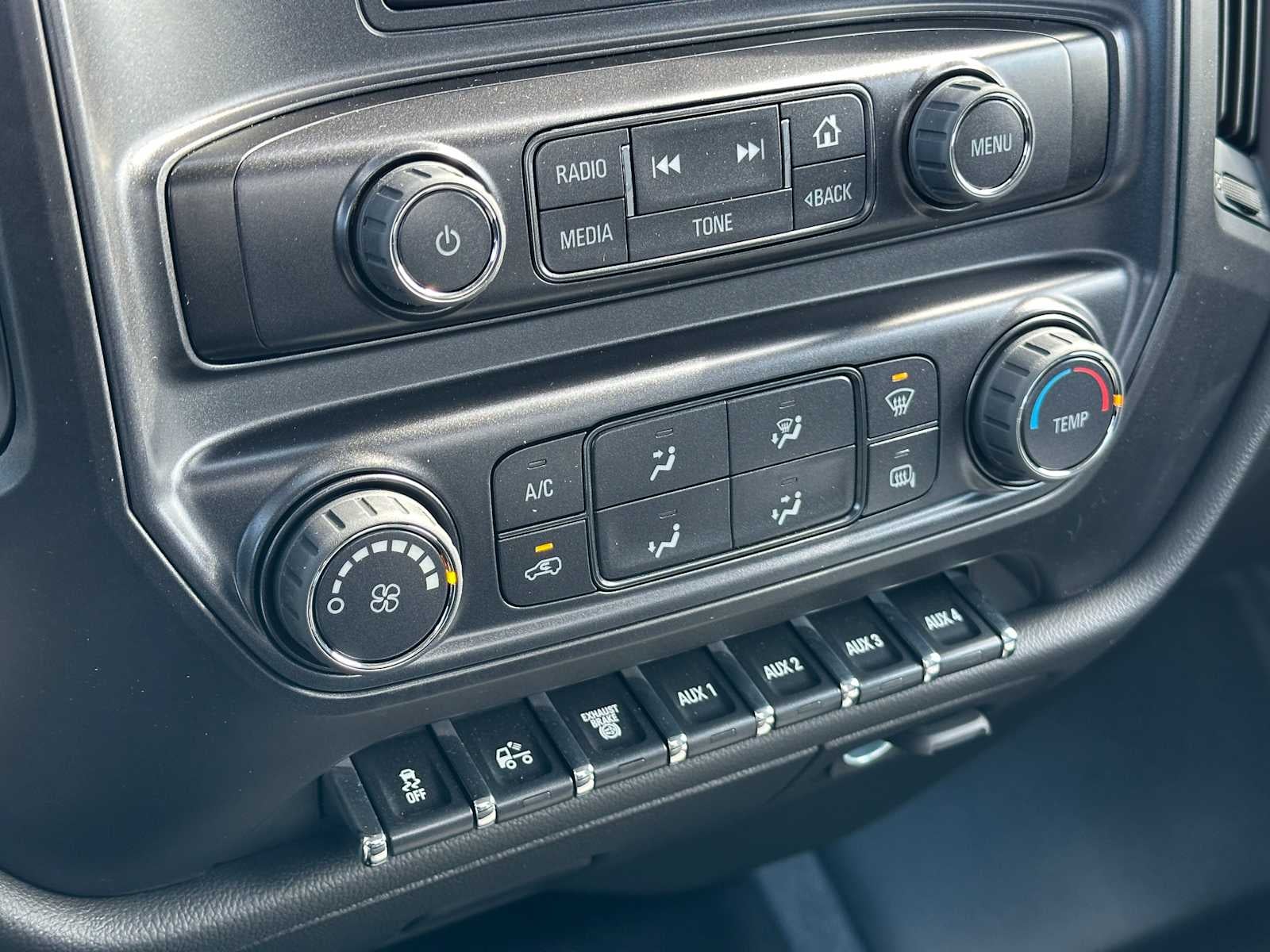 2024 Chevrolet Silverado 5500 HD Work Truck