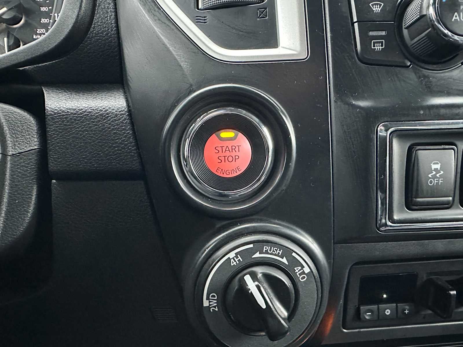 2019 Nissan Titan SL