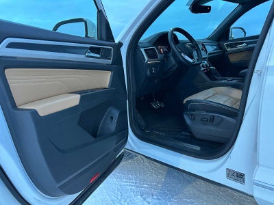 2023 Volkswagen Atlas Cross Sport 3.6L V6 SEL Premium R-Line