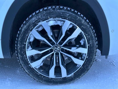 2023 Volkswagen Atlas Cross Sport 3.6L V6 SEL Premium R-Line