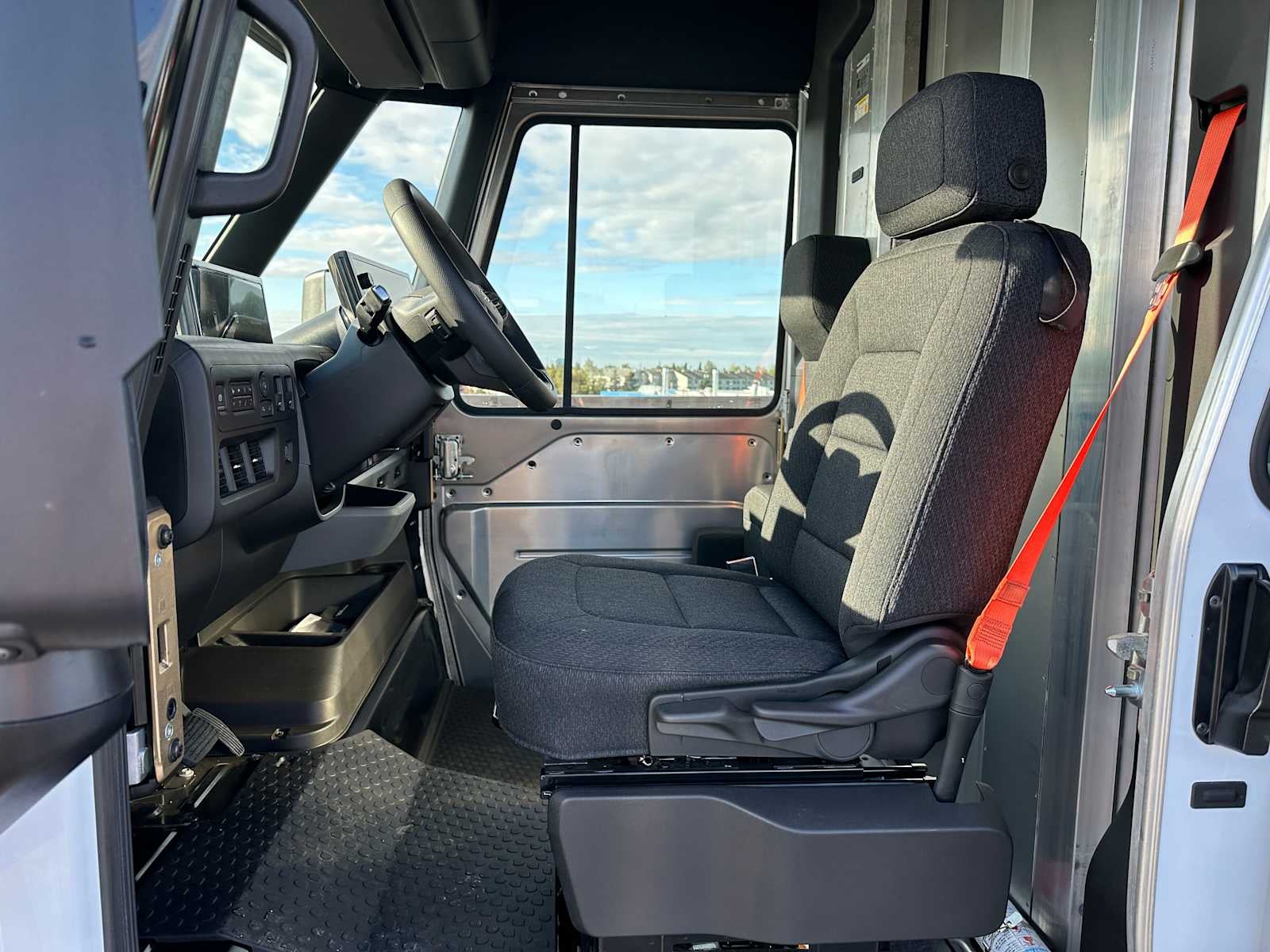 2025 Chevrolet BrightDrop 400 FWD 400