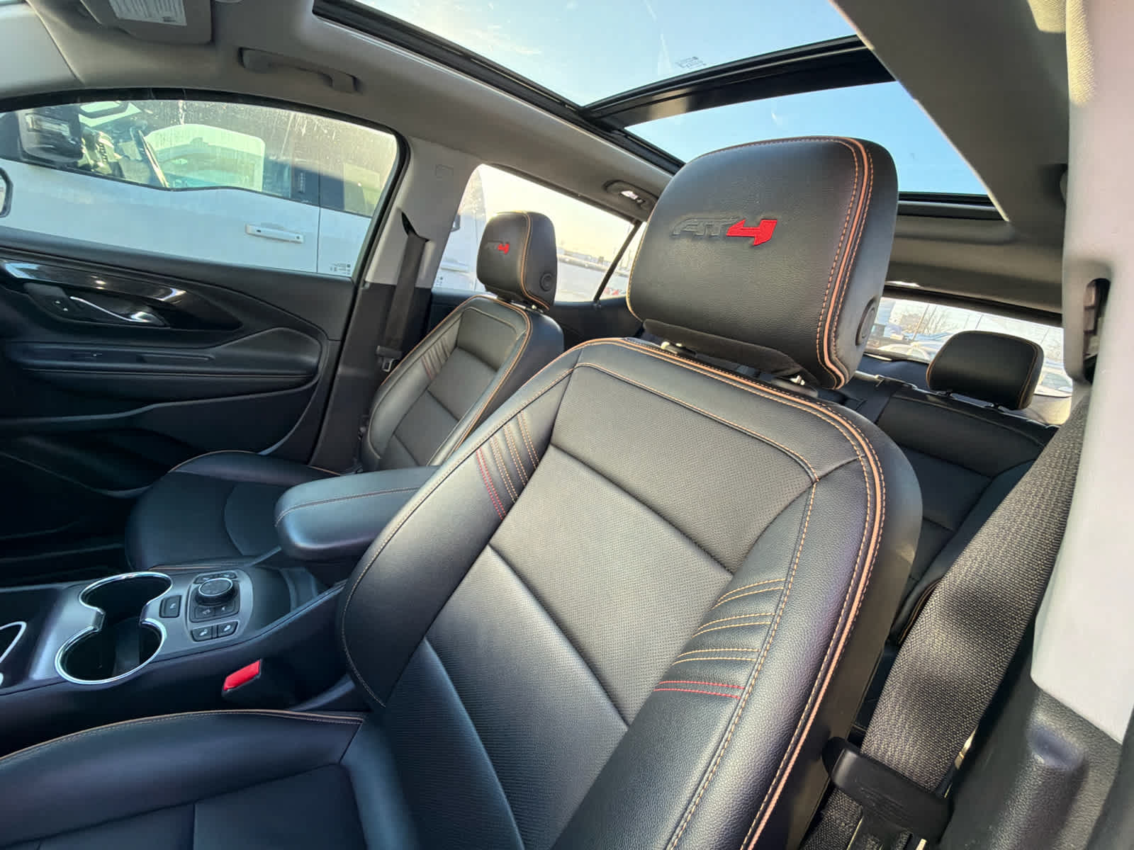 2024 GMC Terrain AT4