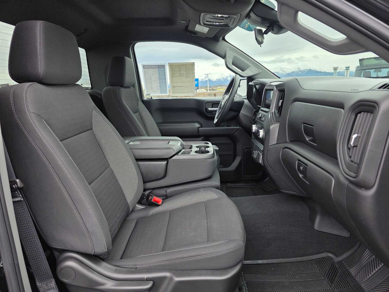 2025 GMC Sierra 1500 Pro